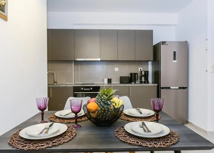 Katerina & Stefanos Family Apartments